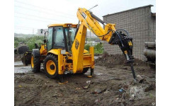 Аренда экскаватора-погрузчика JCB 4CX с гидромолотом