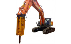 Аренда гусеничного экскаватора Hitachi ZX210LCN 5A с гидромолотом