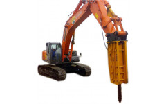 Аренда гусеничного экскаватора Hitachi ZX330 5G с гидромолотом